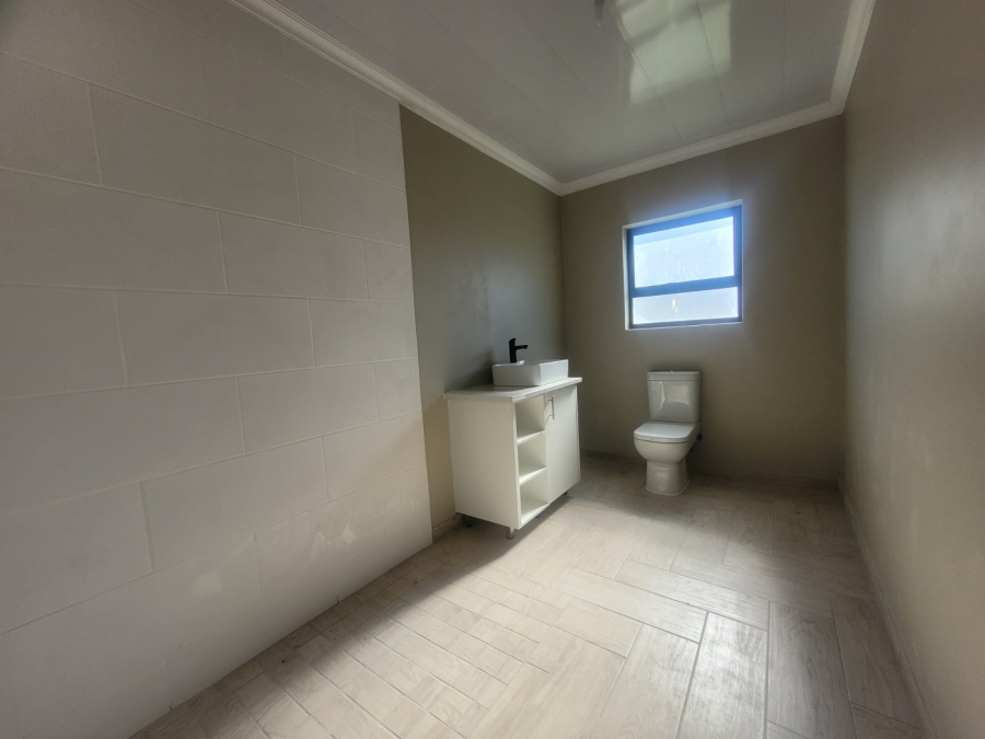 3 Bedroom Property for Sale in Paradise Beach Eastern Cape